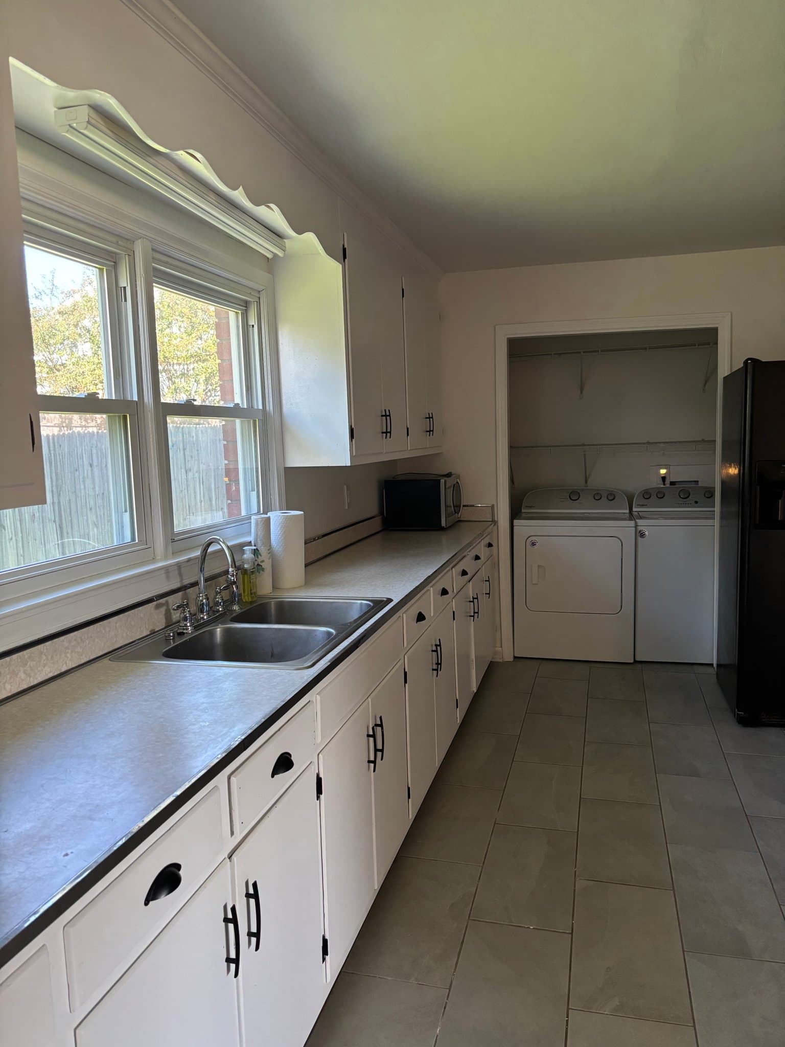 Gordonsville House: 511 Cadmus Dr