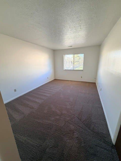 Columbus Condo: 2275 Hedgerow