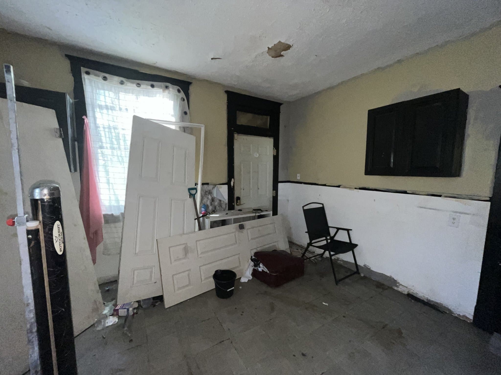 St Louis House: 2207 Oakdale Ave.