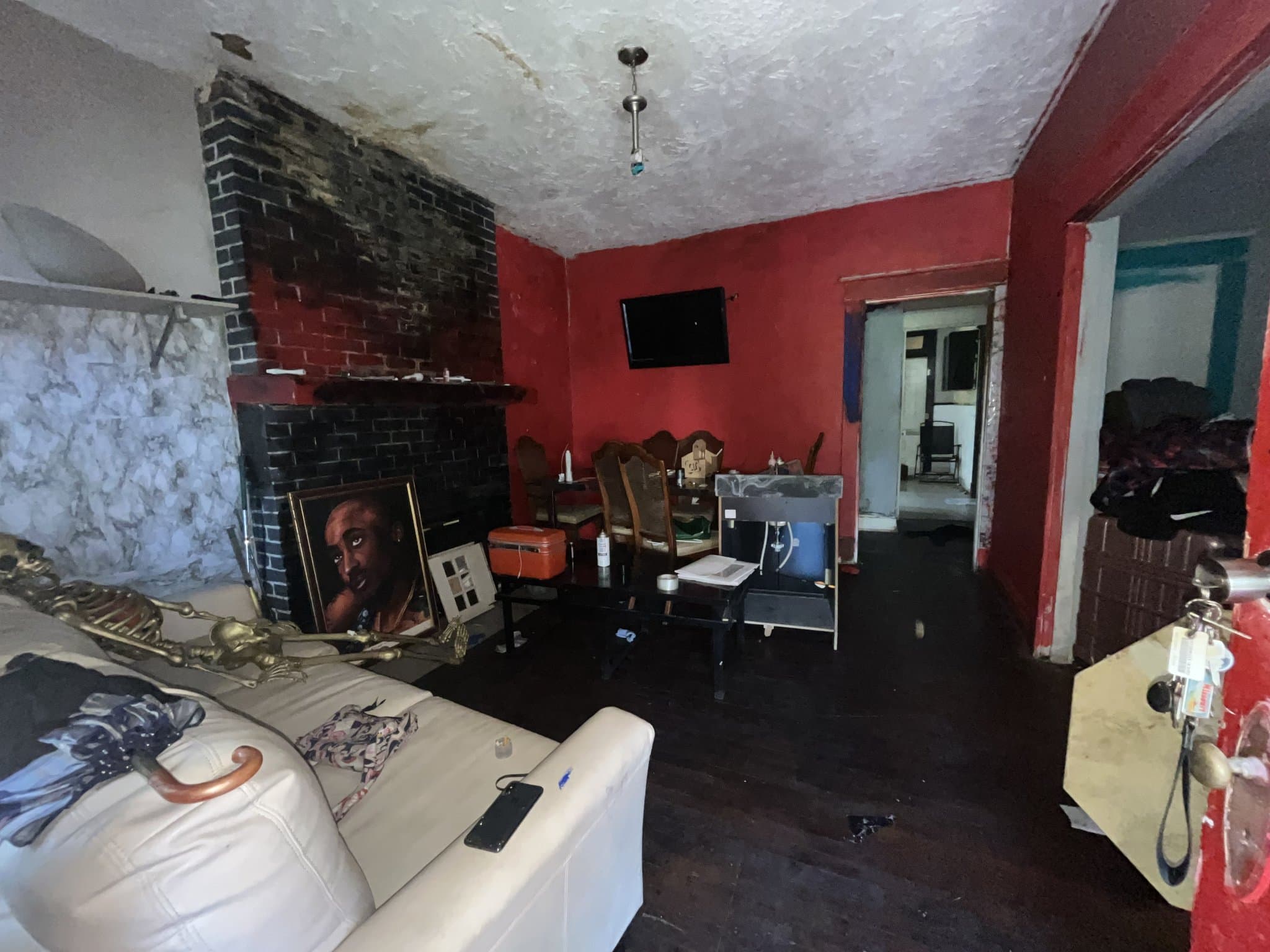 St Louis House: 2207 Oakdale Ave.