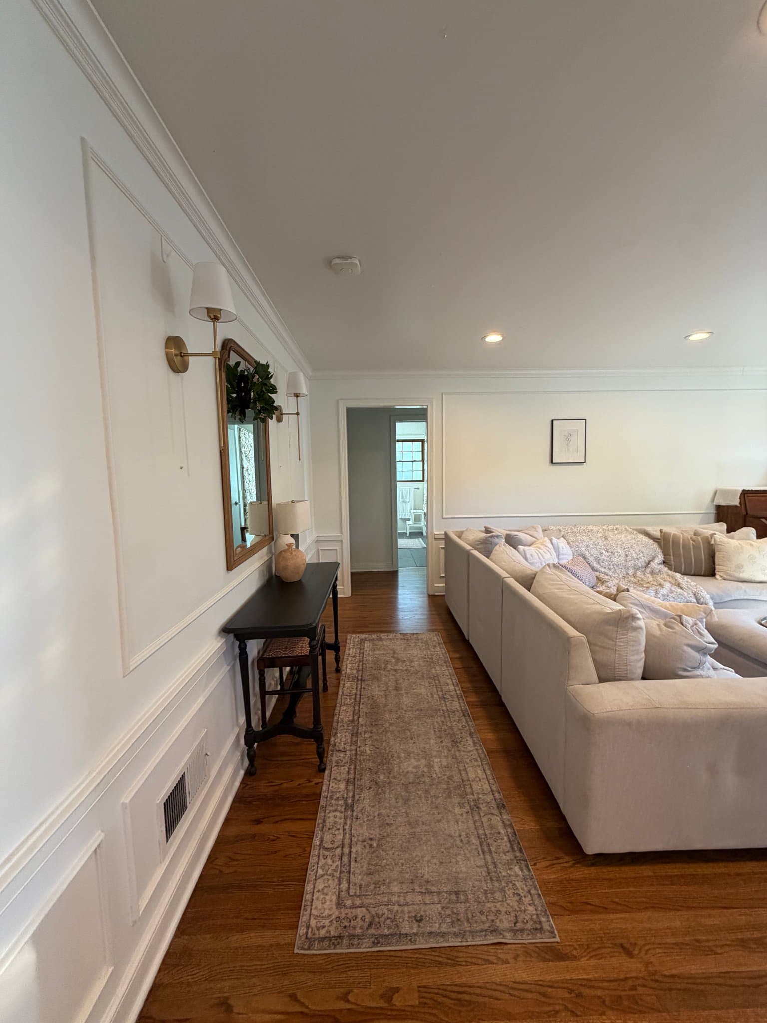 Eastborough House: 58 S Stratford Rd
