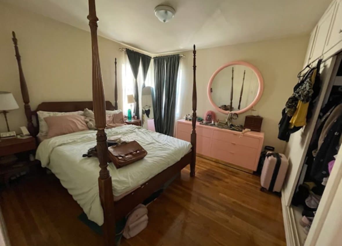 Los Angeles House: 2611 1/4