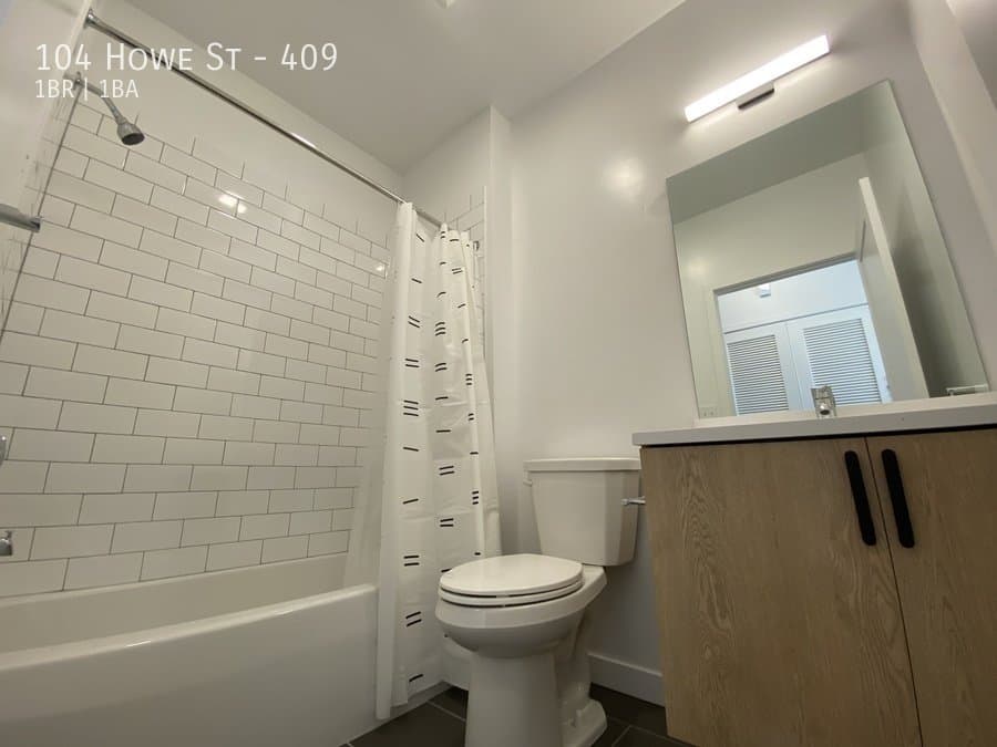 New Haven Apartment: 104 Howe St