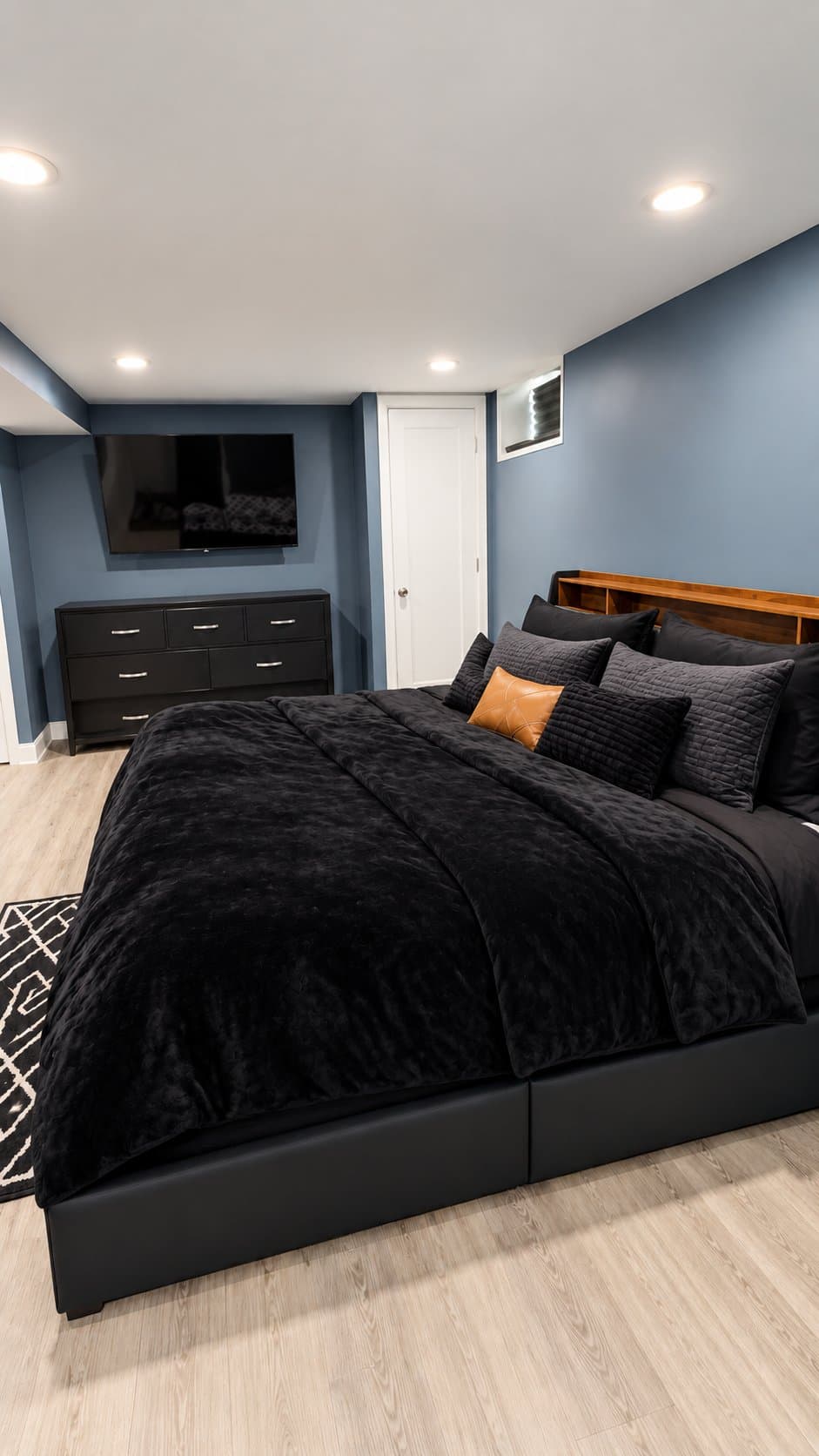 Baltimore Townhome: 2200 N Dukeland St