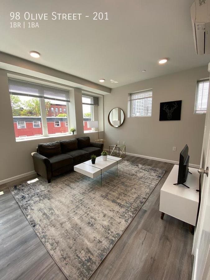 New Haven Apartment: 98 Olive Street