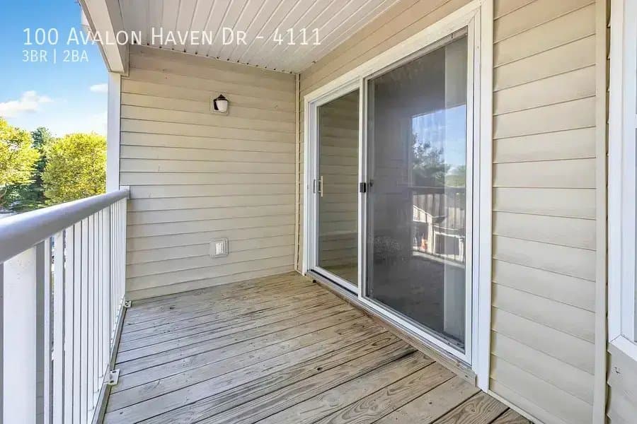 North Haven Apartment: 100 Avalon Haven Dr
