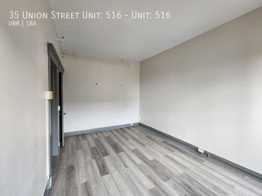 New London Apartment: 35 Union Street