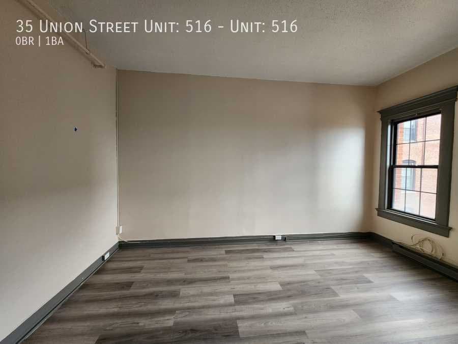 New London Apartment: 35 Union Street