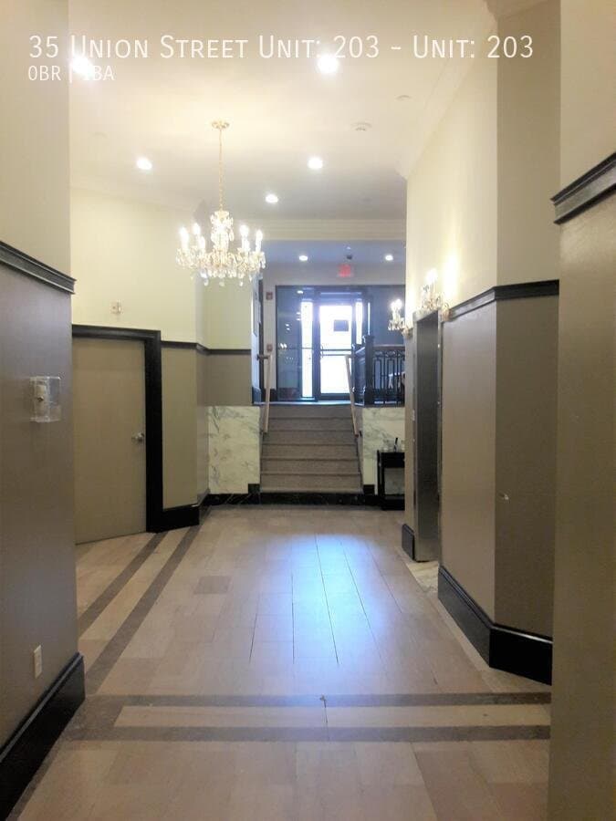 New London Apartment: 35 Union Street