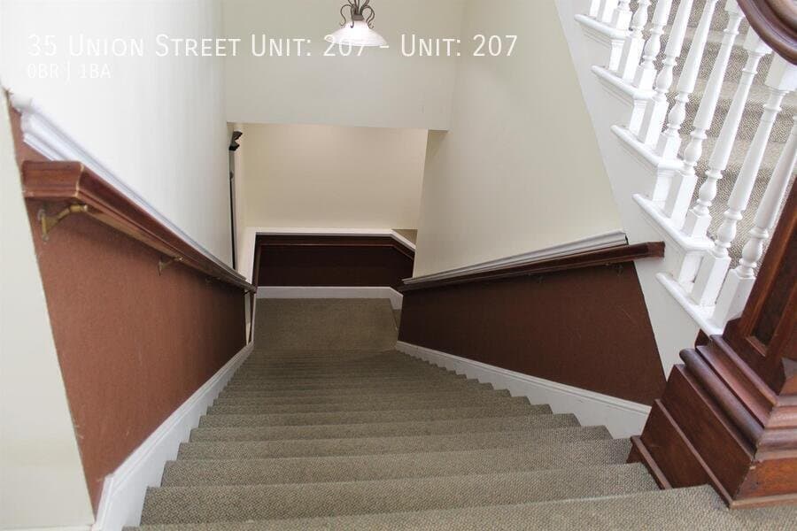New London Apartment: 35 Union Street