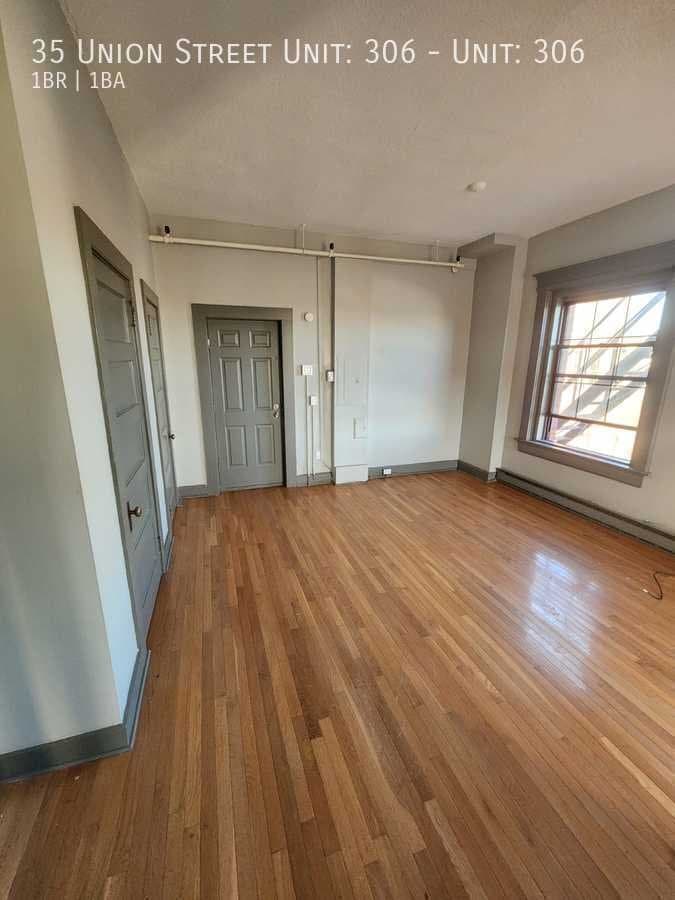 New London Apartment: 35 Union Street