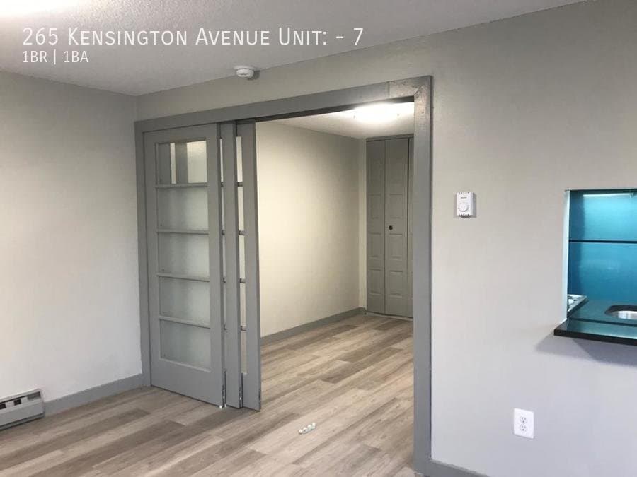 New Britain Apartment: 265 Kensington Avenue