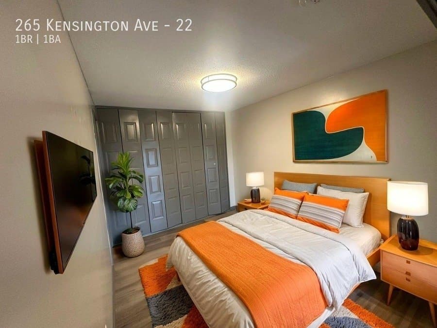 New Britain Apartment: 265 Kensington Ave