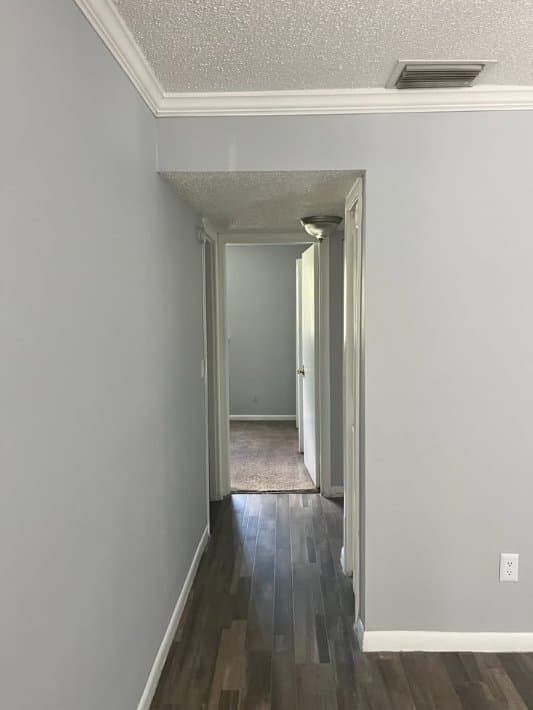 Lakeland Apartment: 3215 Baird Ave J-62