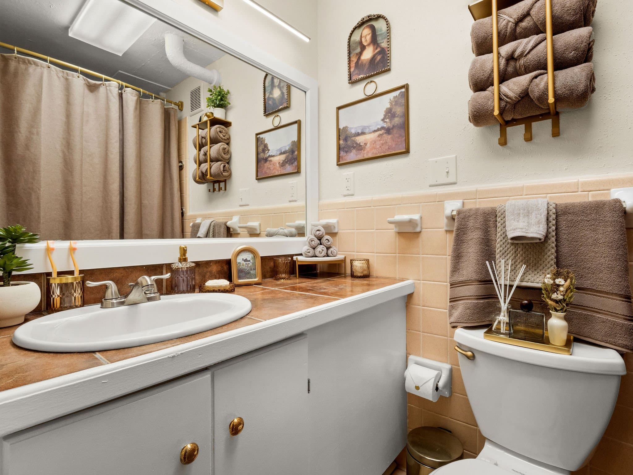 Lake Charles Apartment: 710 Iris St