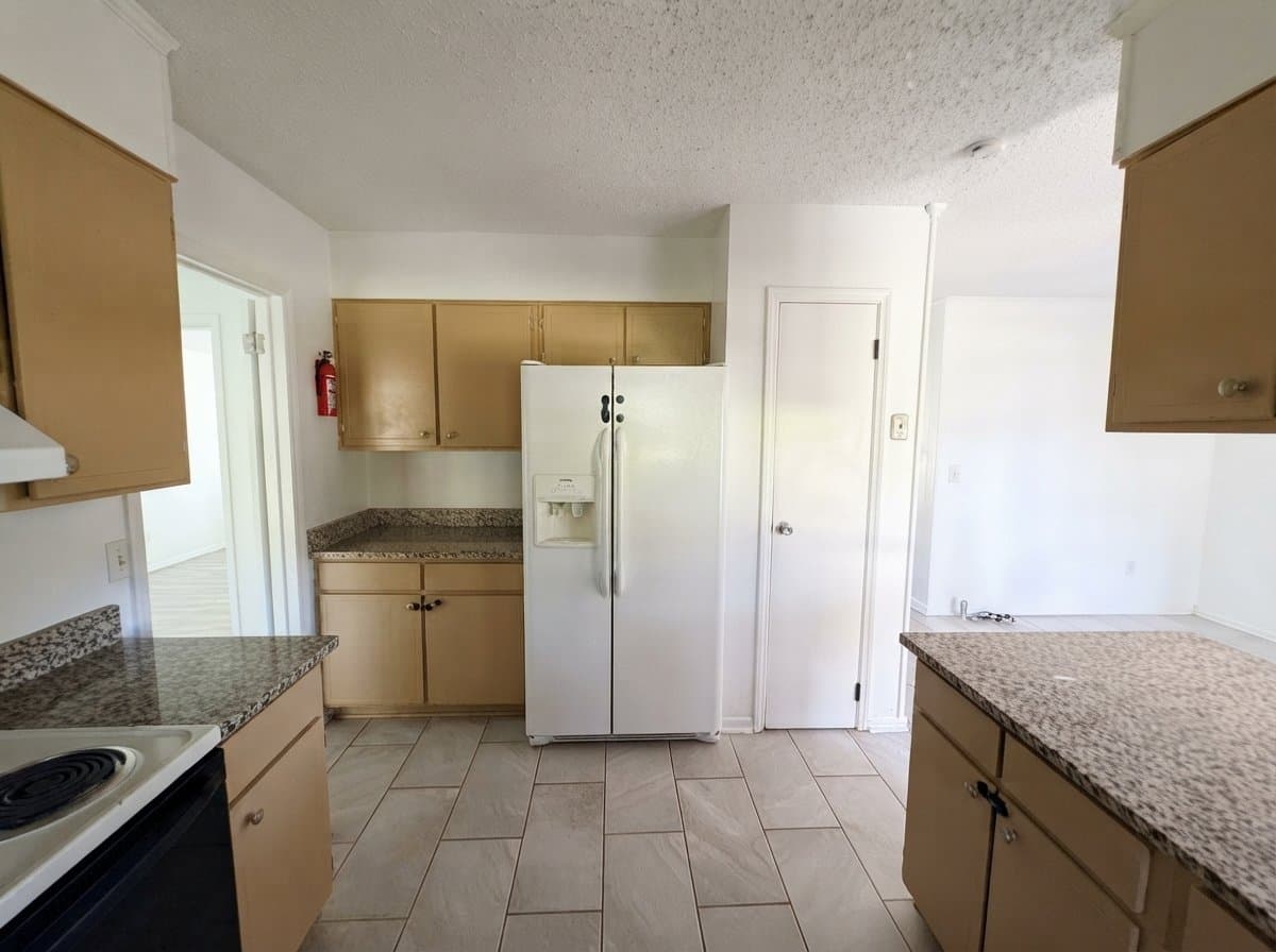 Beaufort House: 3012 Mink Point Blvd