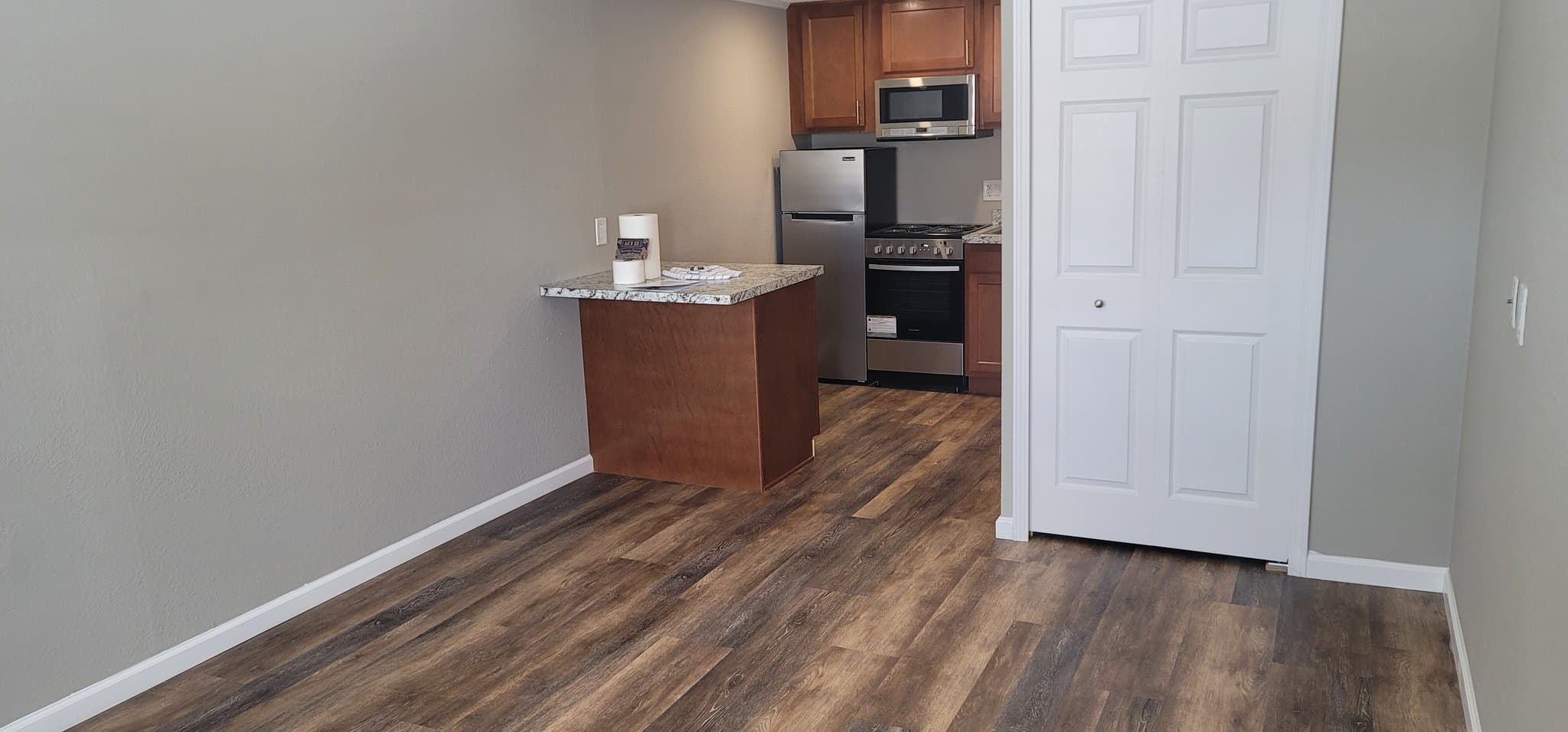 Westland Apartment: 110 Waterbury Ct