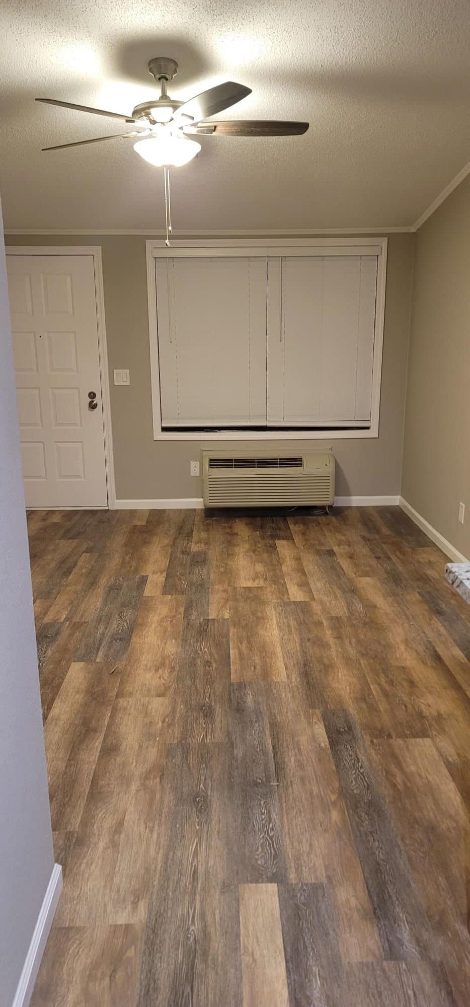 Westland Apartment: 110 Waterbury Ct
