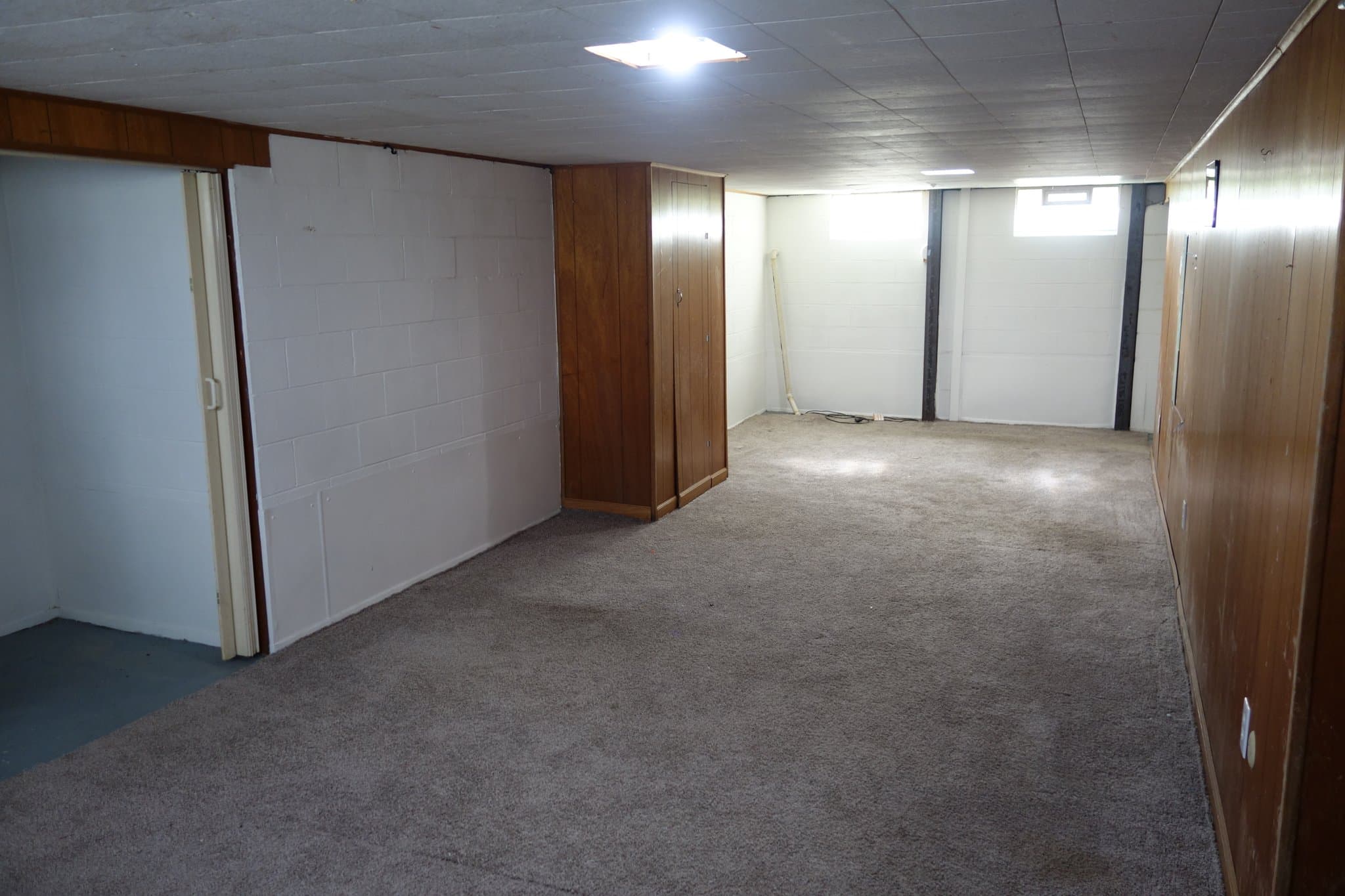 Columbus House: 5289 Eisenhower Rd