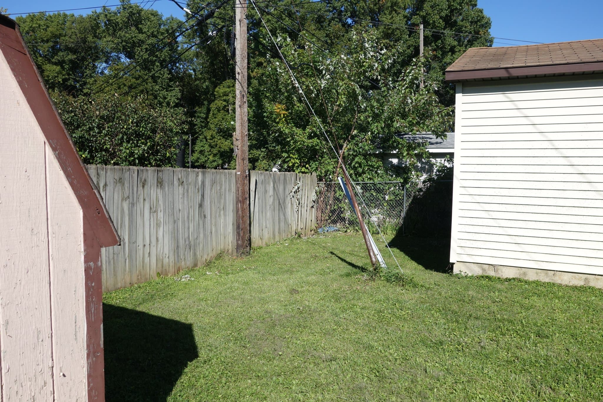 Columbus House: 5289 Eisenhower Rd