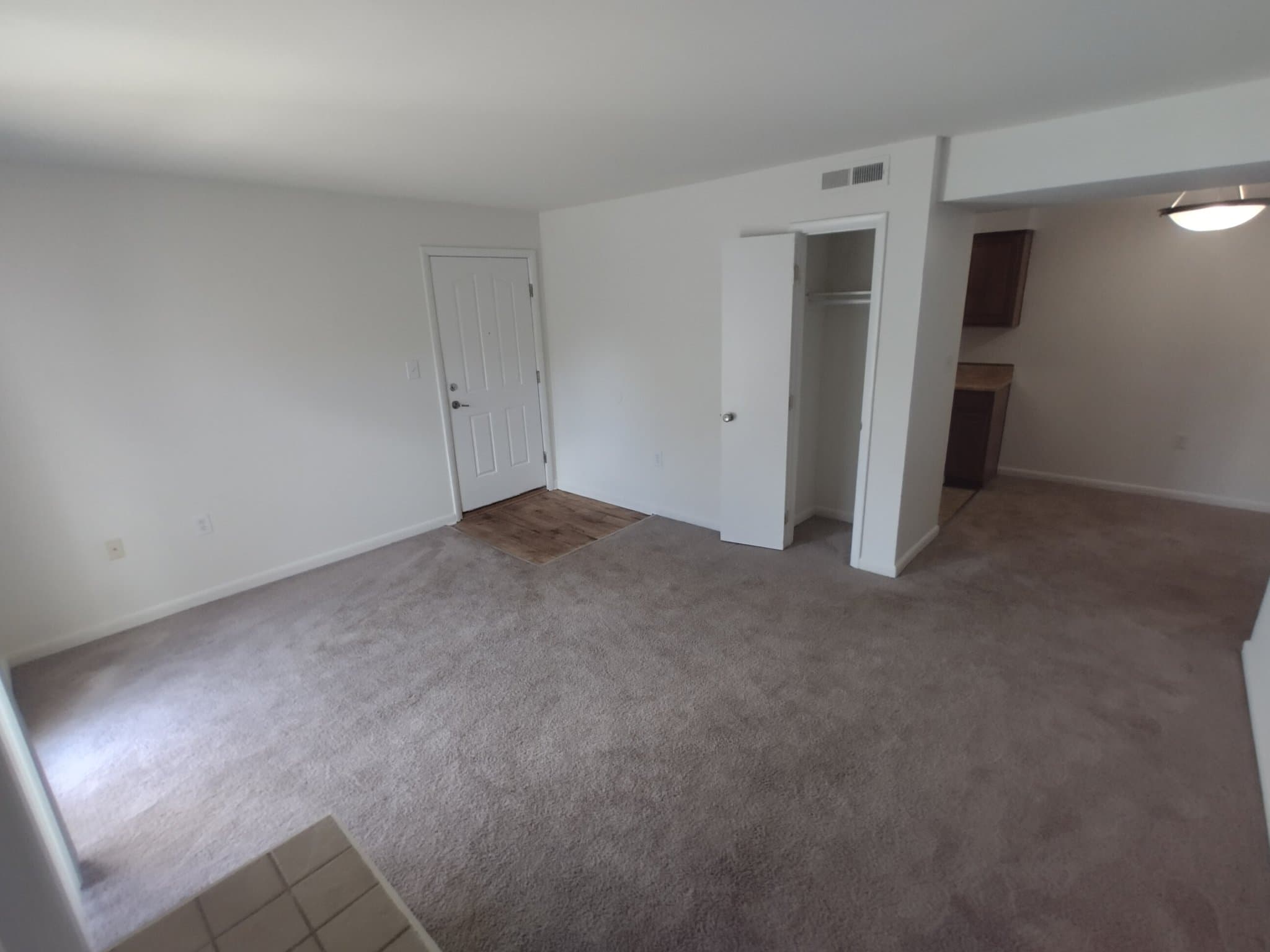 Lynchburg Apartment: 600 Reusens Rd