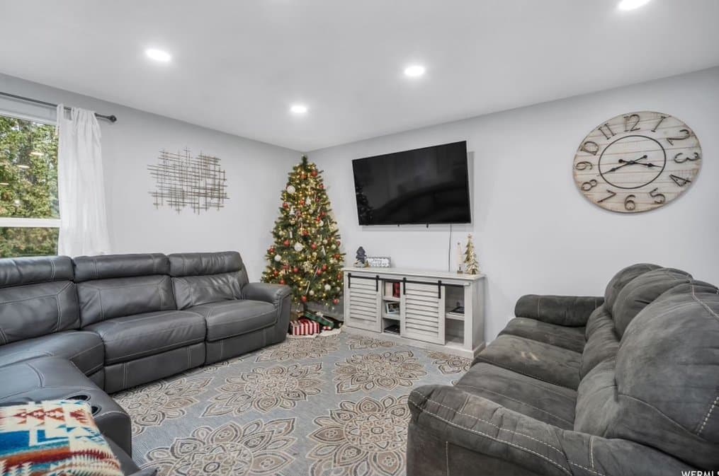 Logan House: 345 E 1200 N