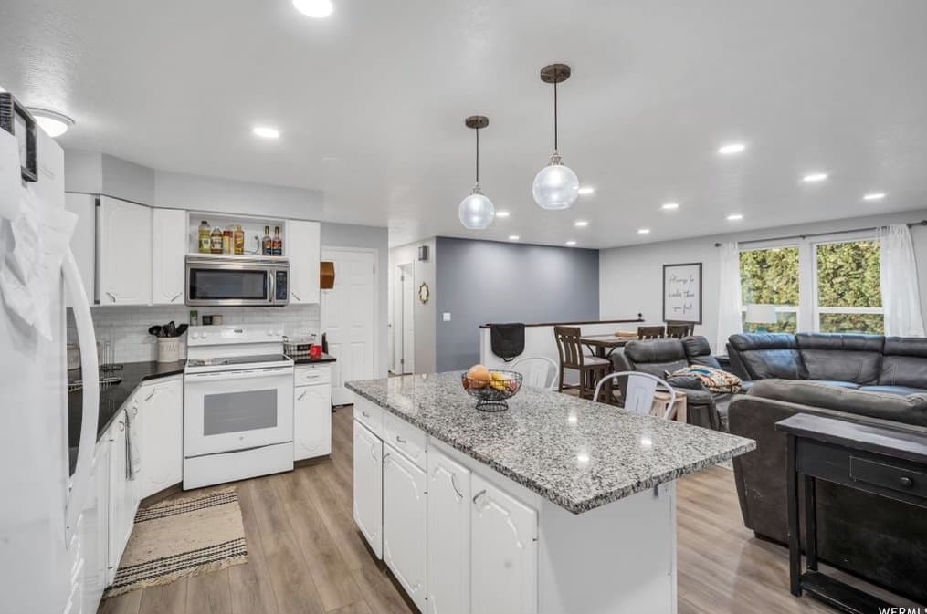 Logan House: 345 E 1200 N