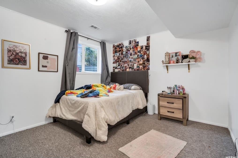 Logan House: 345 E 1200 N