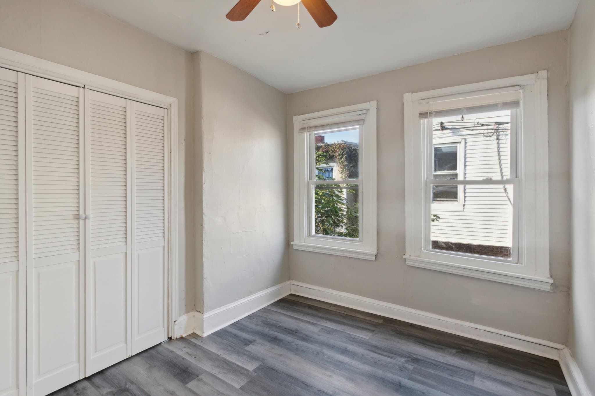 Philadelphia Townhome: 1504 S Lindenwood St
