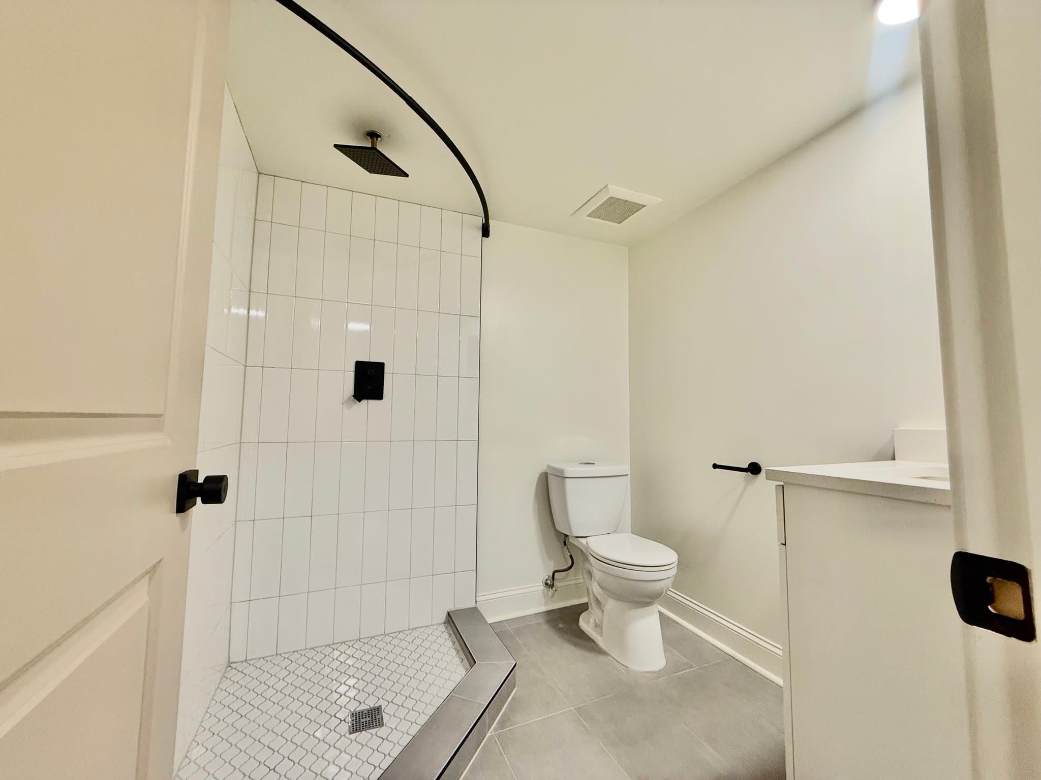 Baltimore Apartment: 2201 Brookfield Ave