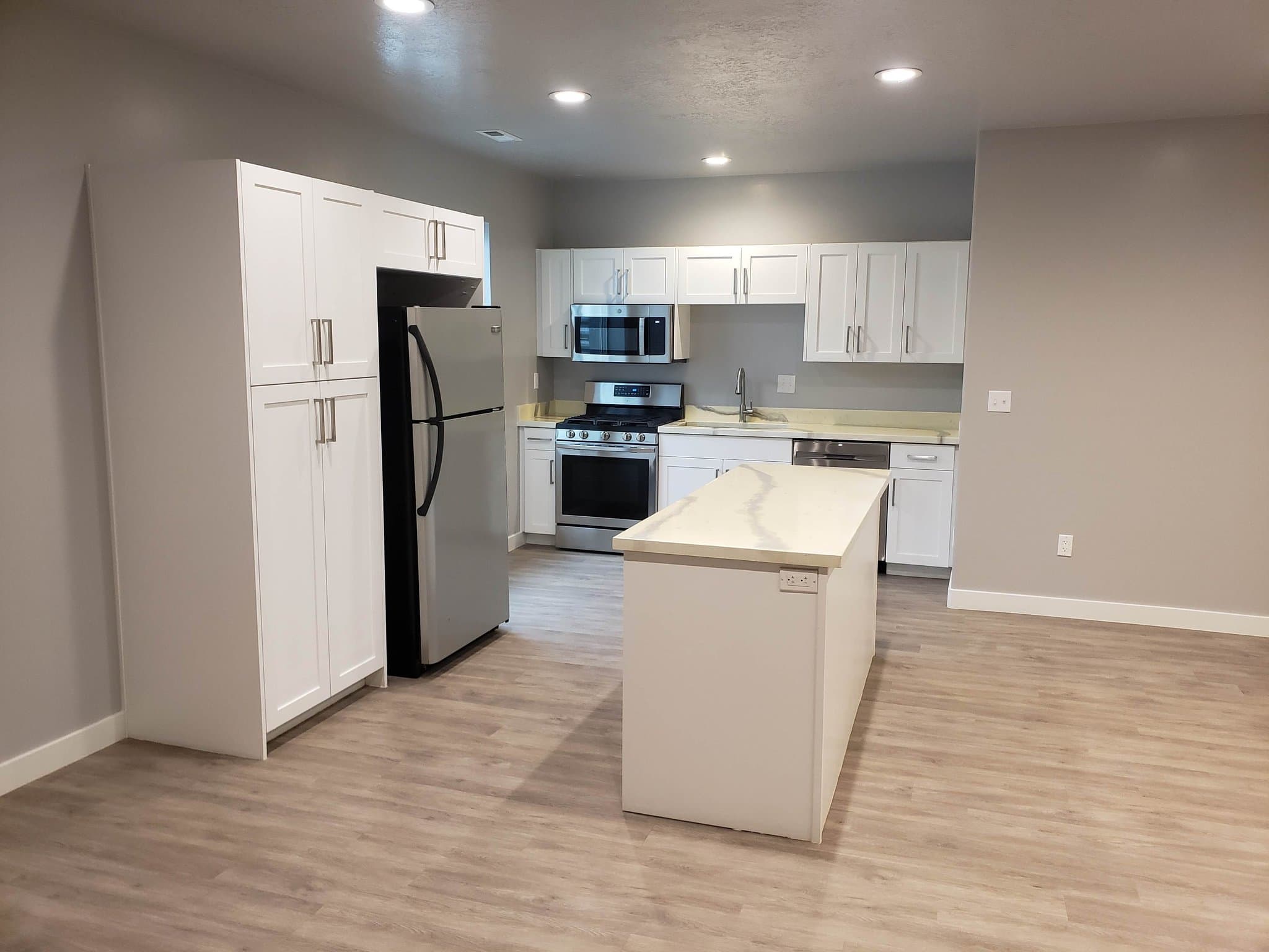 Lehi Apartment: 2647 W 900 N