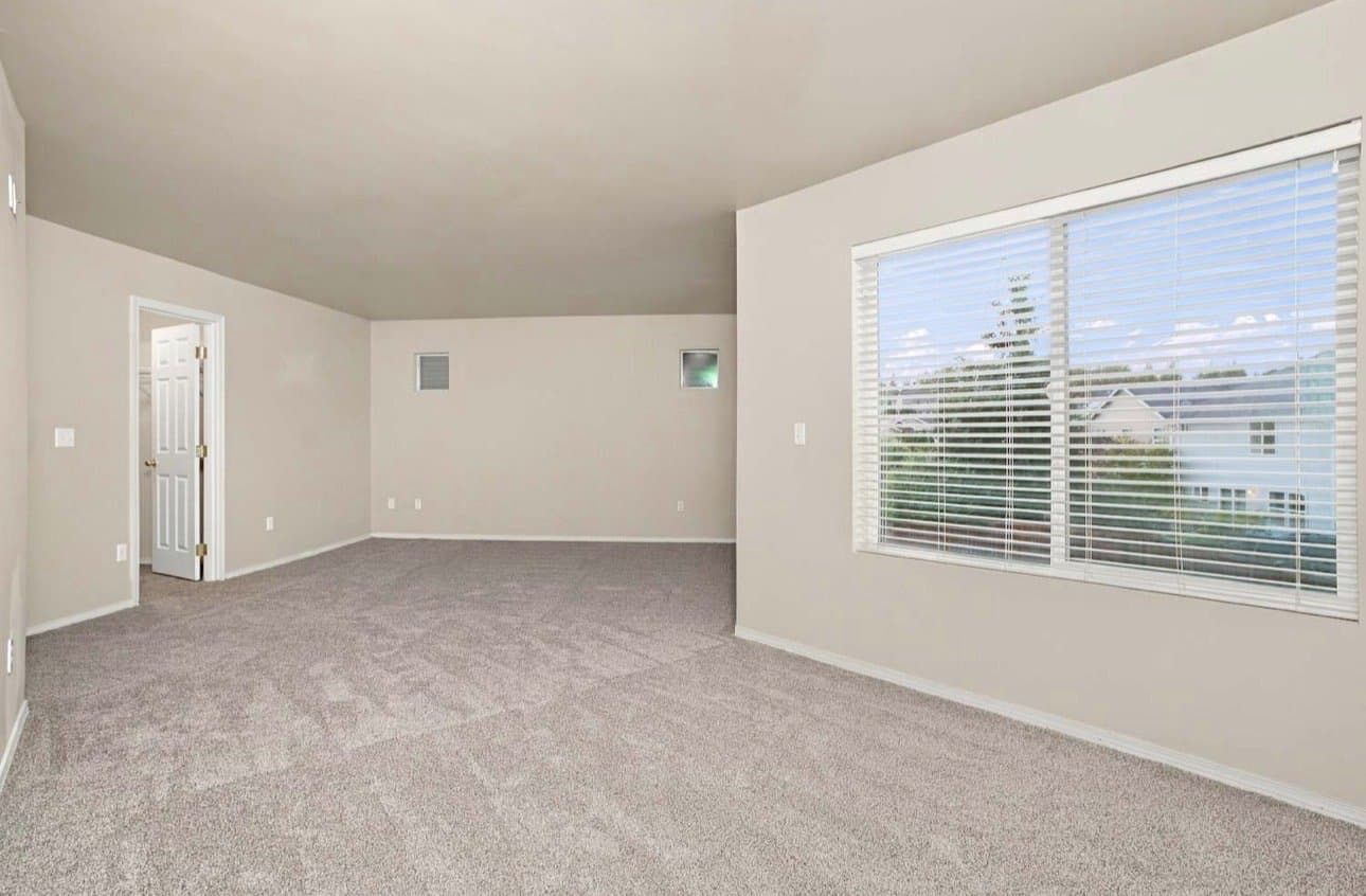 Kent House: 21707 SE 298th Pl