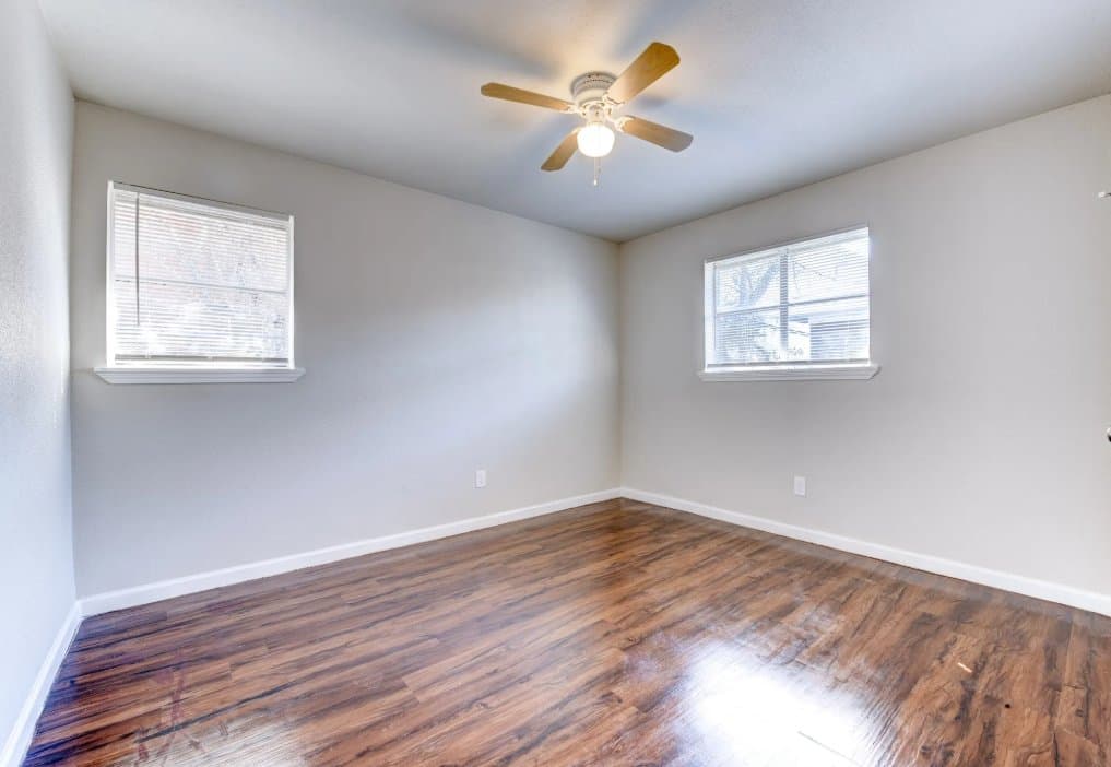 Houston Apartment: 5513 CAVALCADE ST