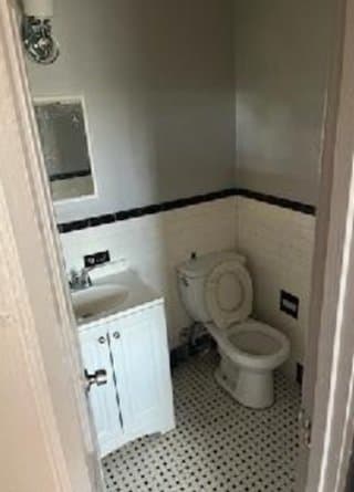 Waterbury Apartment: 161 Prospect Street