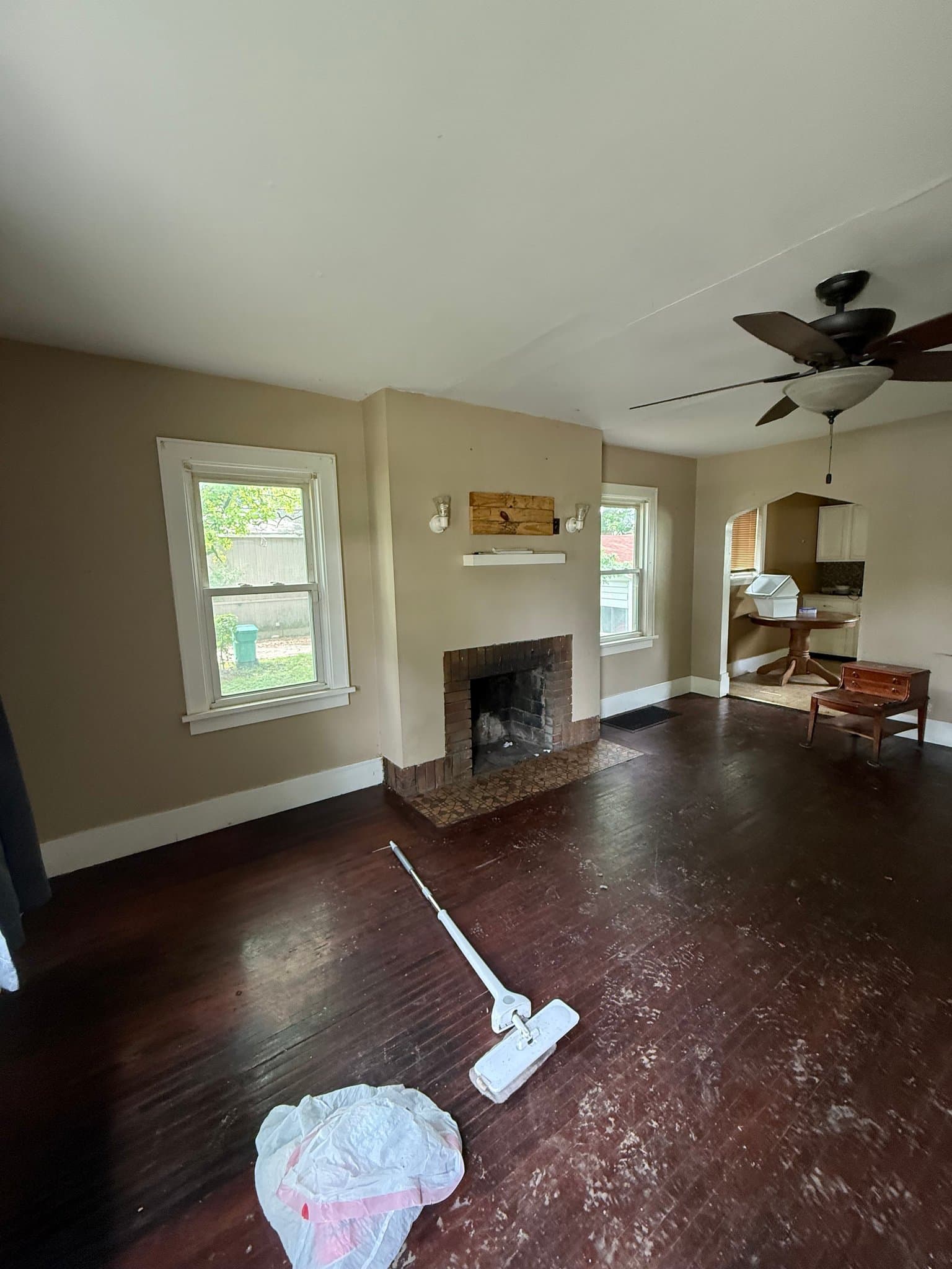 Decatur House: 1252 E Whitmer St.