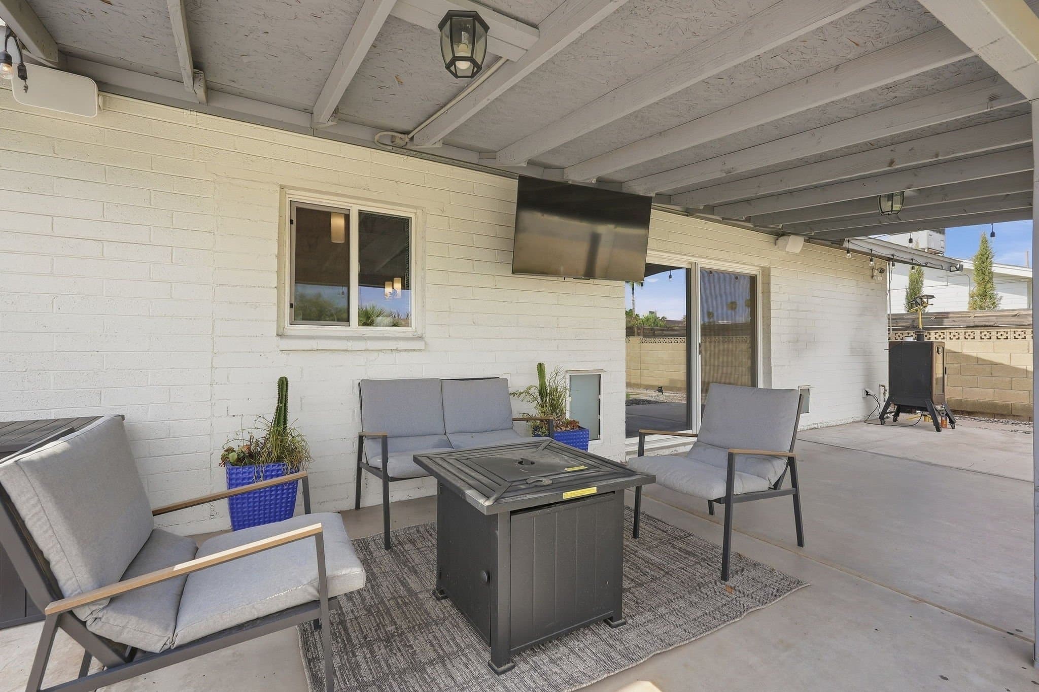 Tempe House: 2138 E Yale Dr