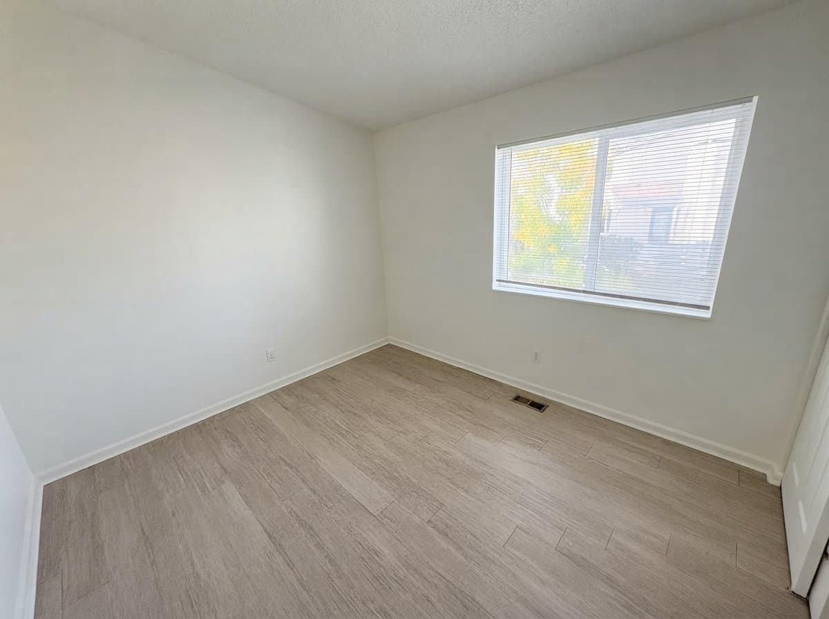 Boulder Townhome: 667 Walden Circle