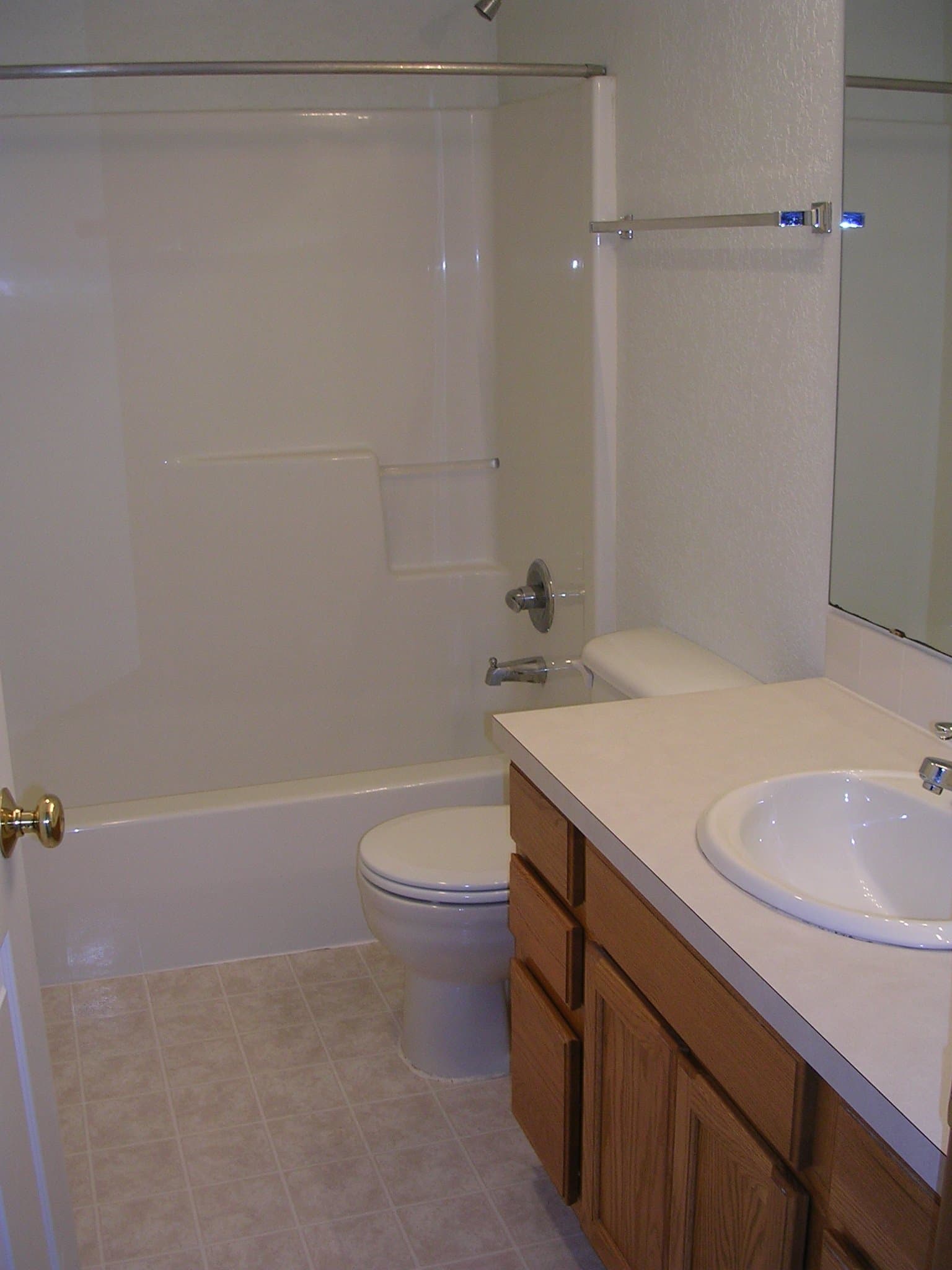 Bellingham House: 1217 E Indiana St
