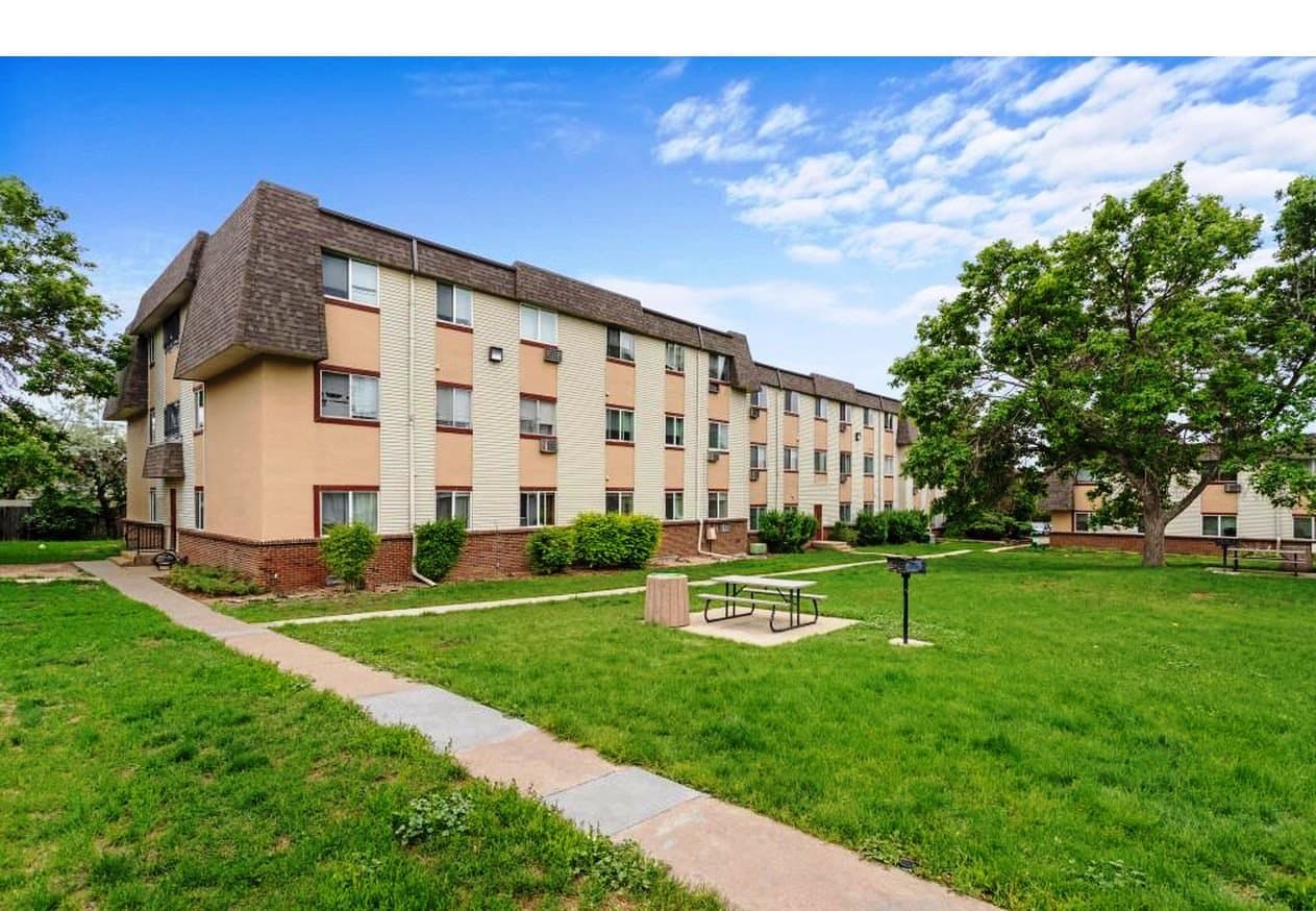 Thornton Condo: 707 W 96th Avenue