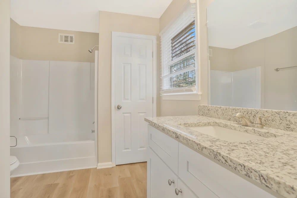 Norcross House: 1649 Roman Point Dr