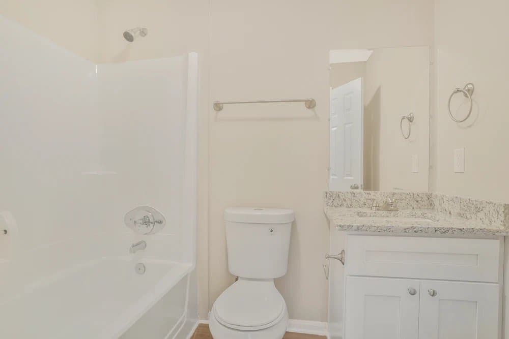 Norcross House: 1649 Roman Point Dr