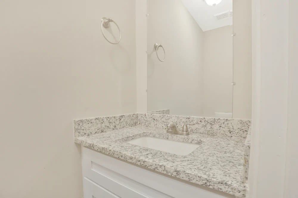 Norcross House: 1649 Roman Point Dr