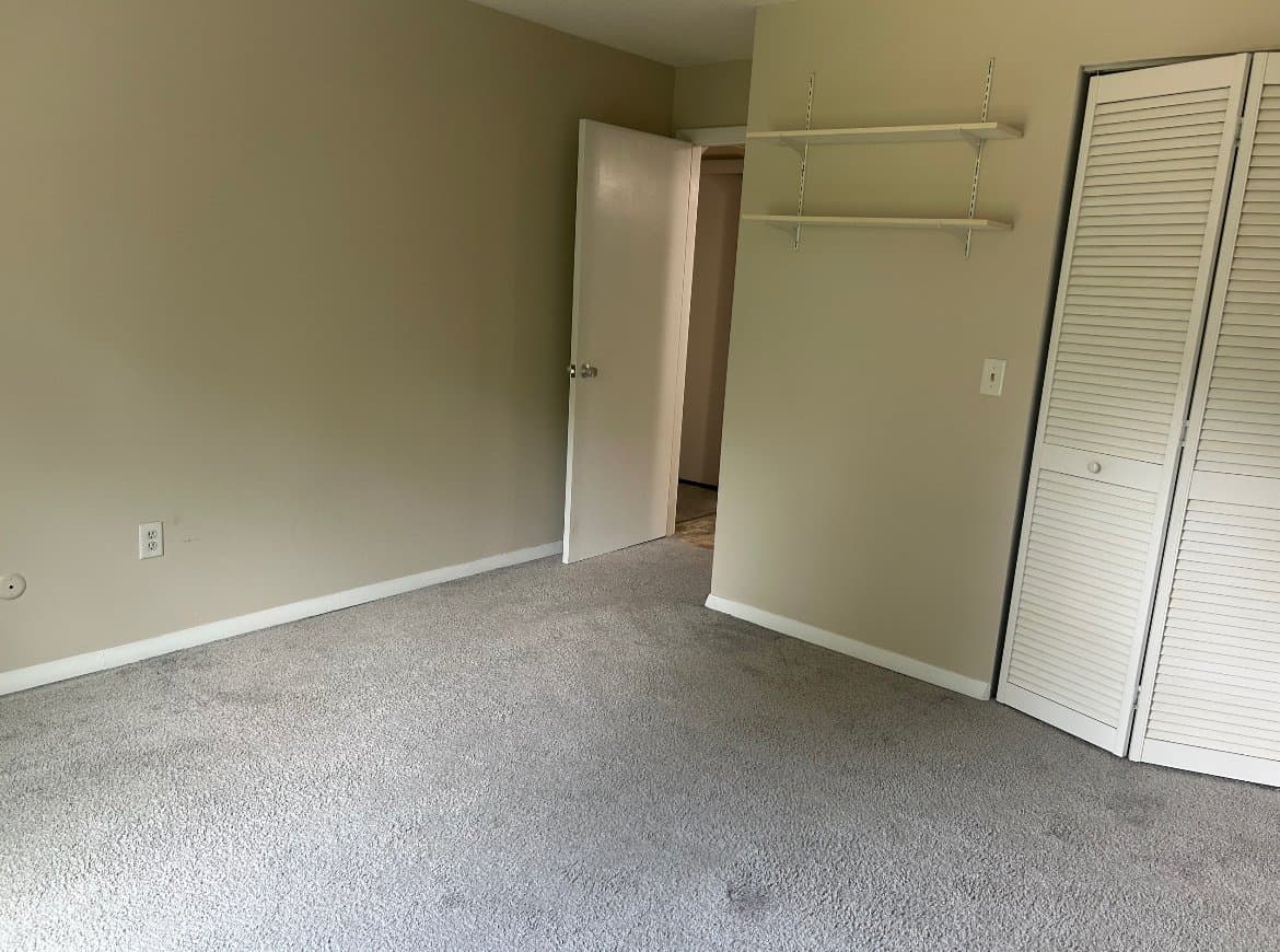 Milford Condo: 3 Shadowbrook Ln