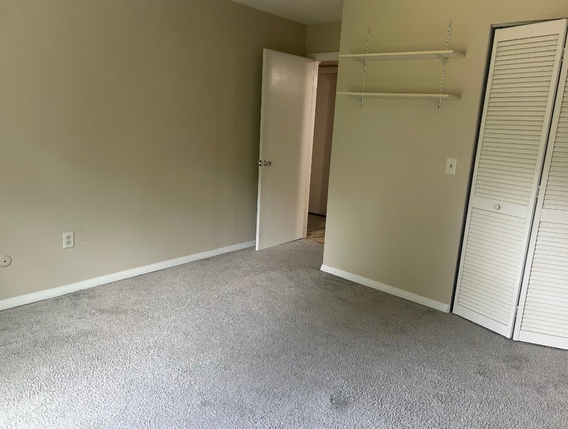 Milford Condo: 3 Shadowbrook Ln