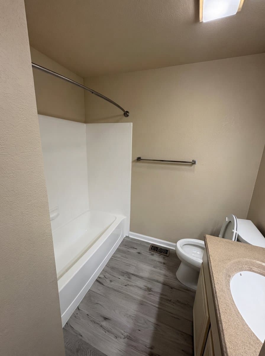 Boulder Condo: 635 Walden Circle