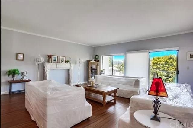 SAN PEDRO Condo: 1432 W. 16th Street