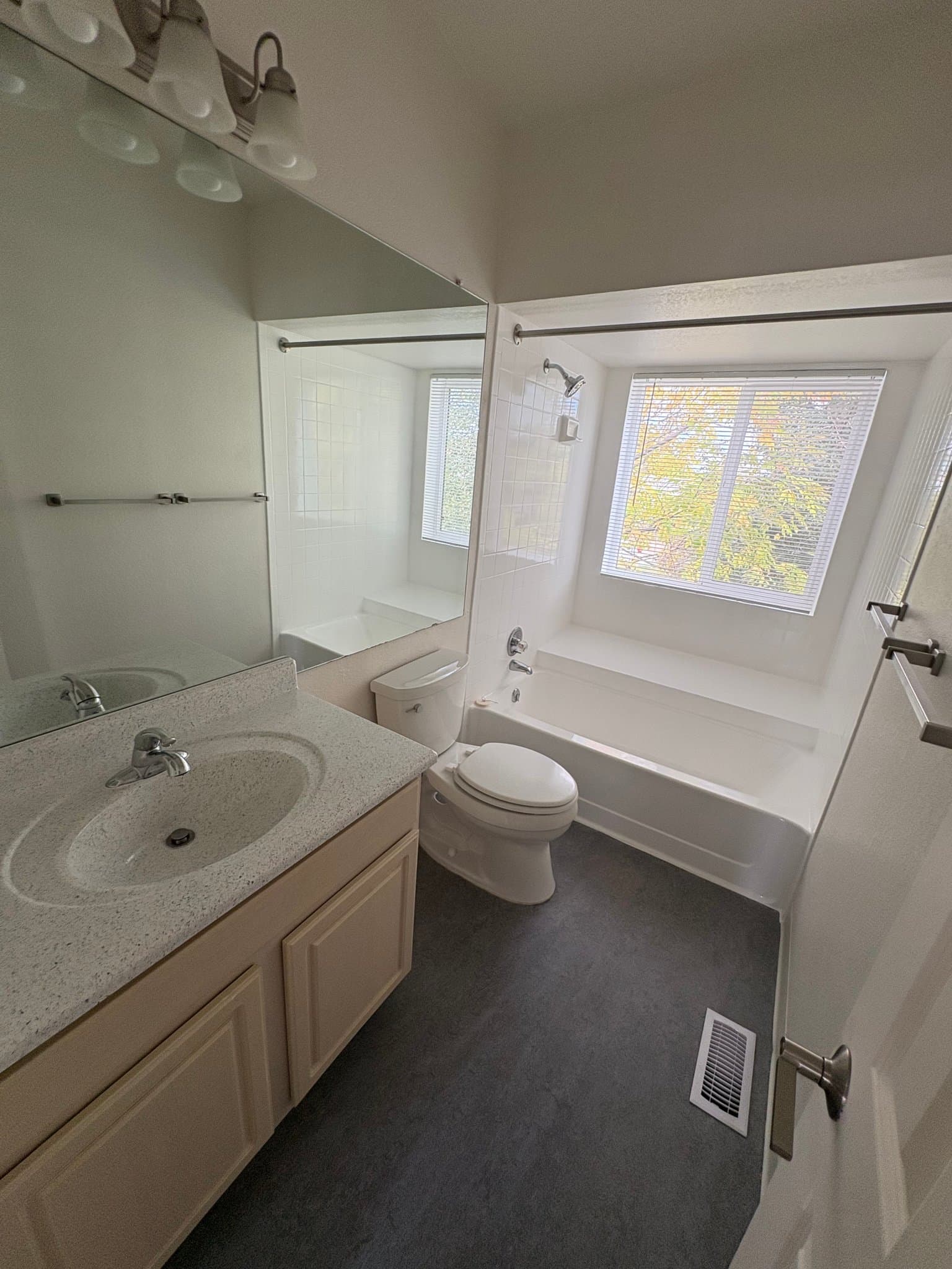 Boulder Condo: 627 Walden Circle