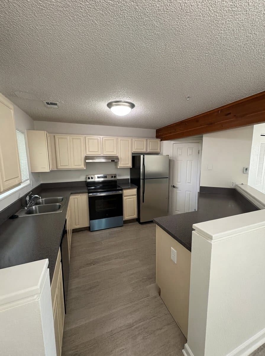 Boulder Condo: 627 Walden Circle