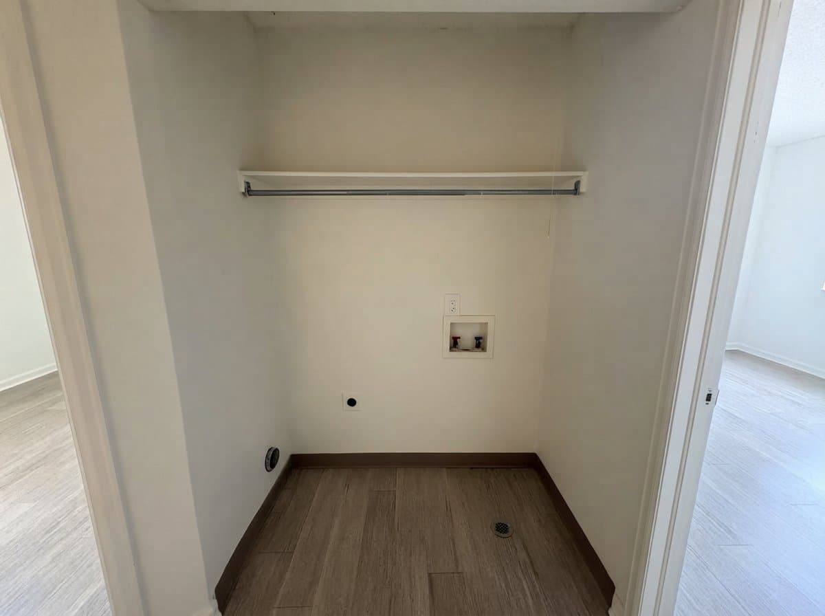 Boulder Condo: 670 Walden Circle