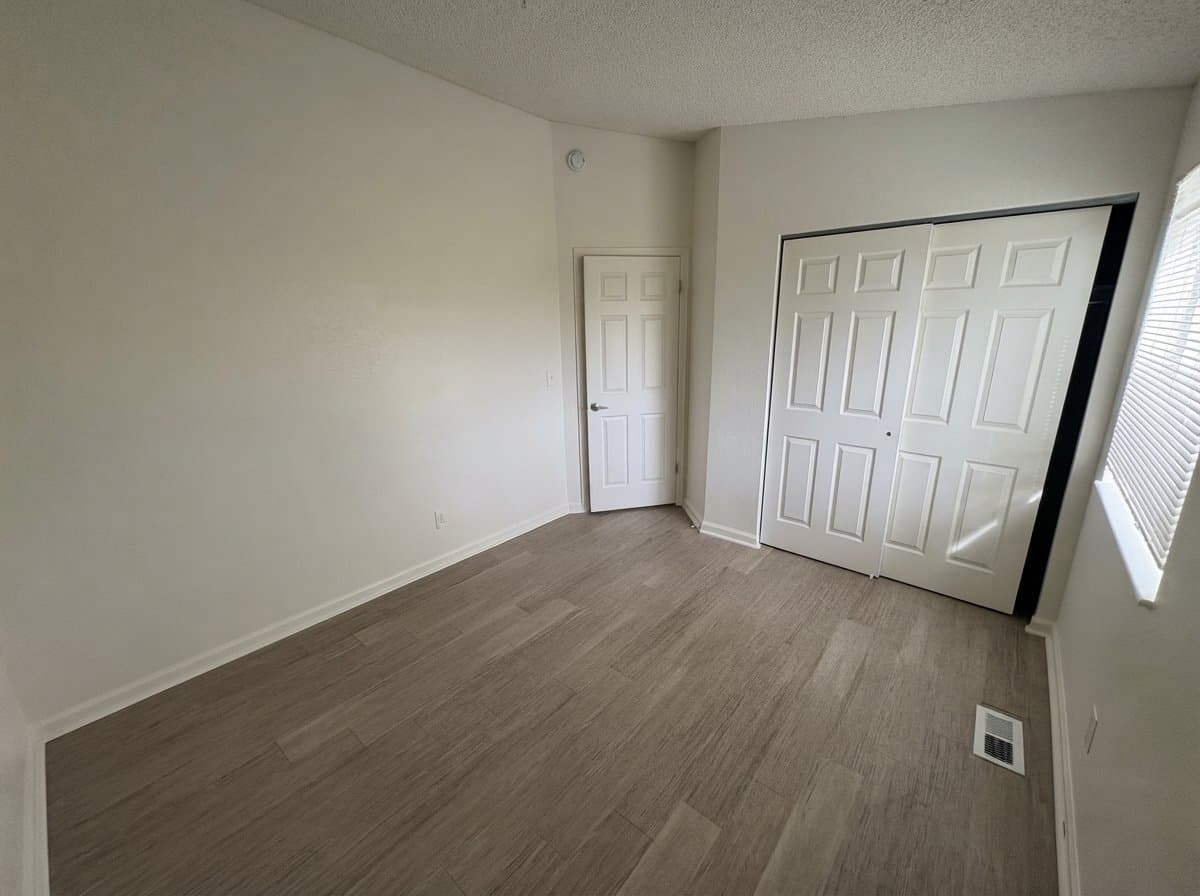 Boulder Condo: 670 Walden Circle